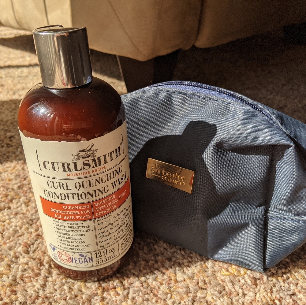 CurlSmith Curl Quenching Conditioning Wash + Bag